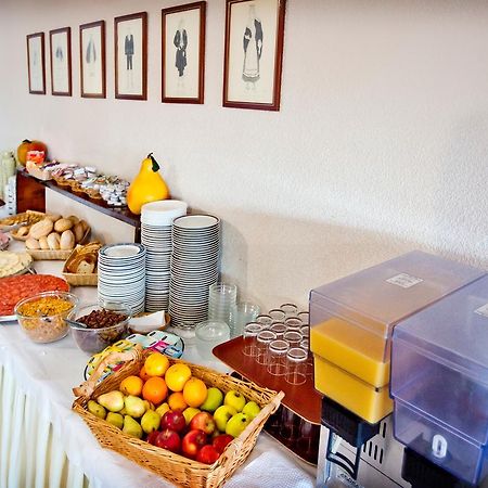 Residencial Planalto Hotel Миранда до Дуро Екстериор снимка