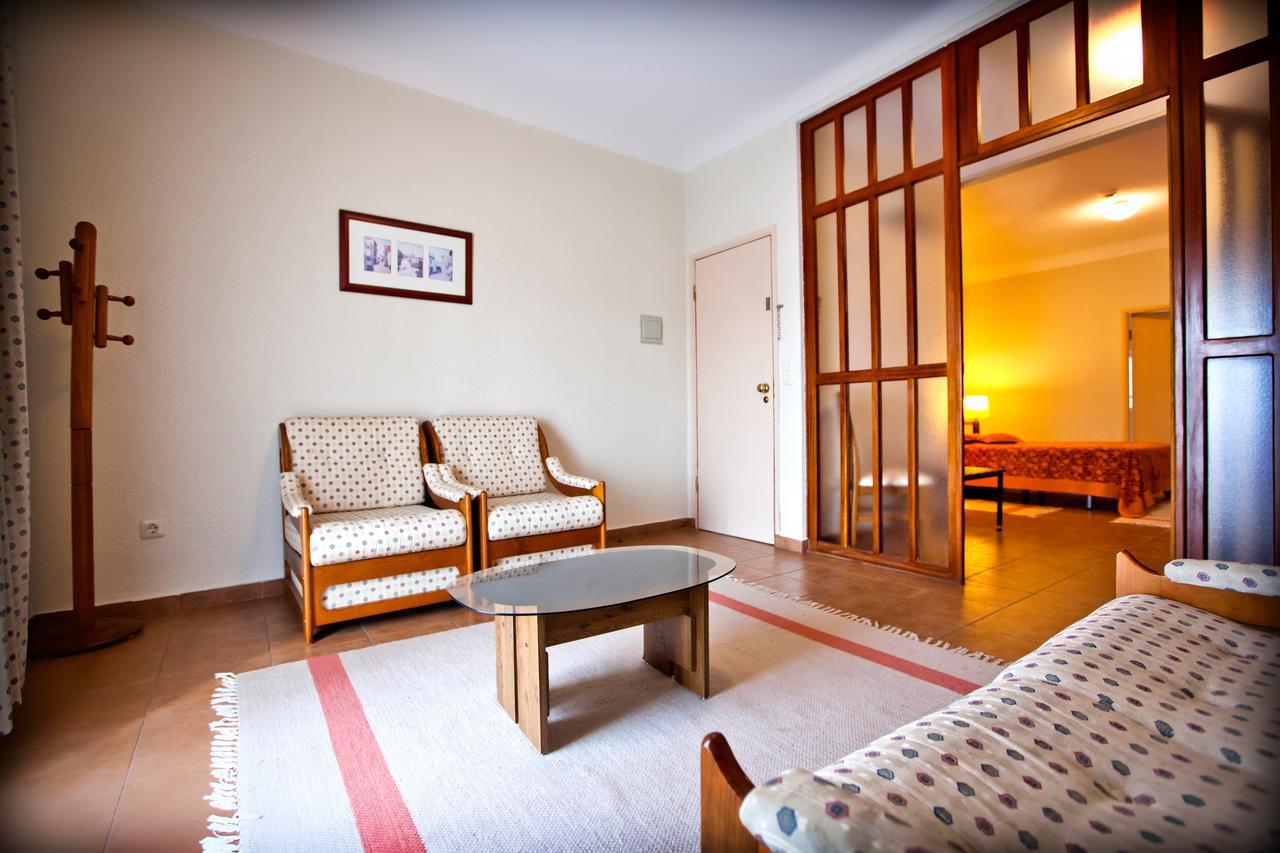 Residencial Planalto Hotel Миранда до Дуро Екстериор снимка